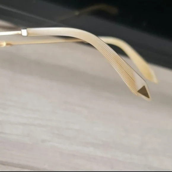 SOLD!! Victoria Beckham Aviator Sunglasses 18ct Gold 62mm S119 × 118ct - Picture 2 of 12